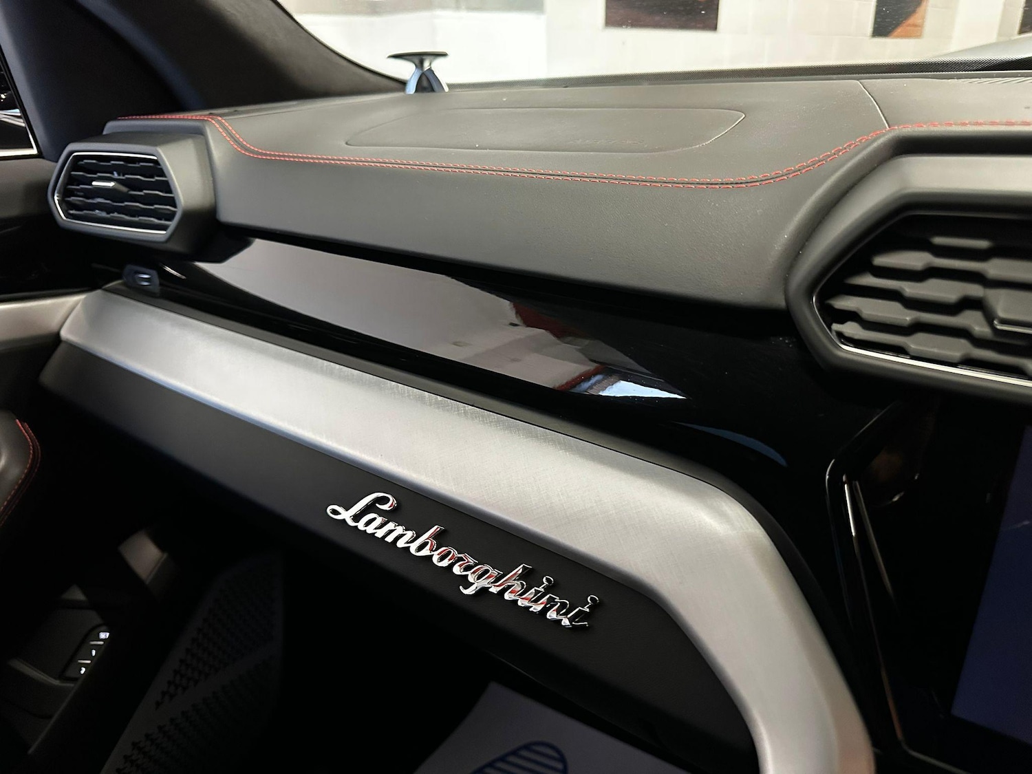 Used Lamborghini Urus for sale - 76994144: Photo 83