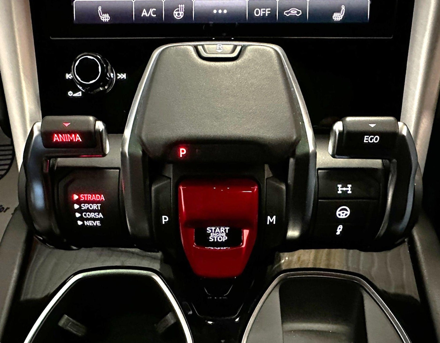 Used Lamborghini Urus for sale - 76994144: Photo 86