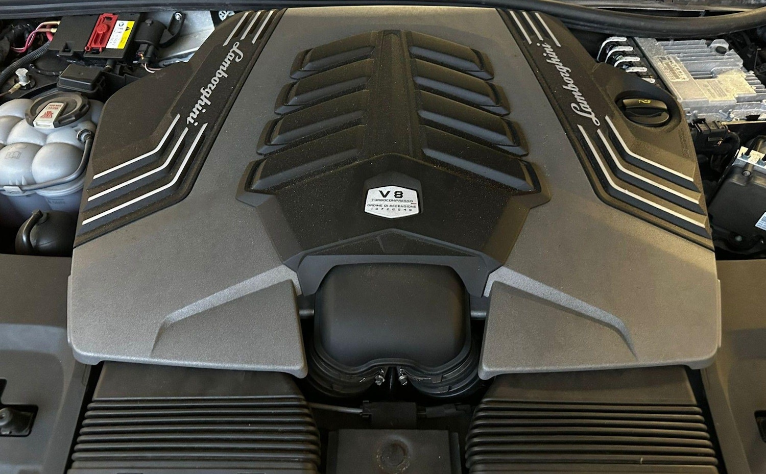 Used Lamborghini Urus for sale - 76994144: Photo 91