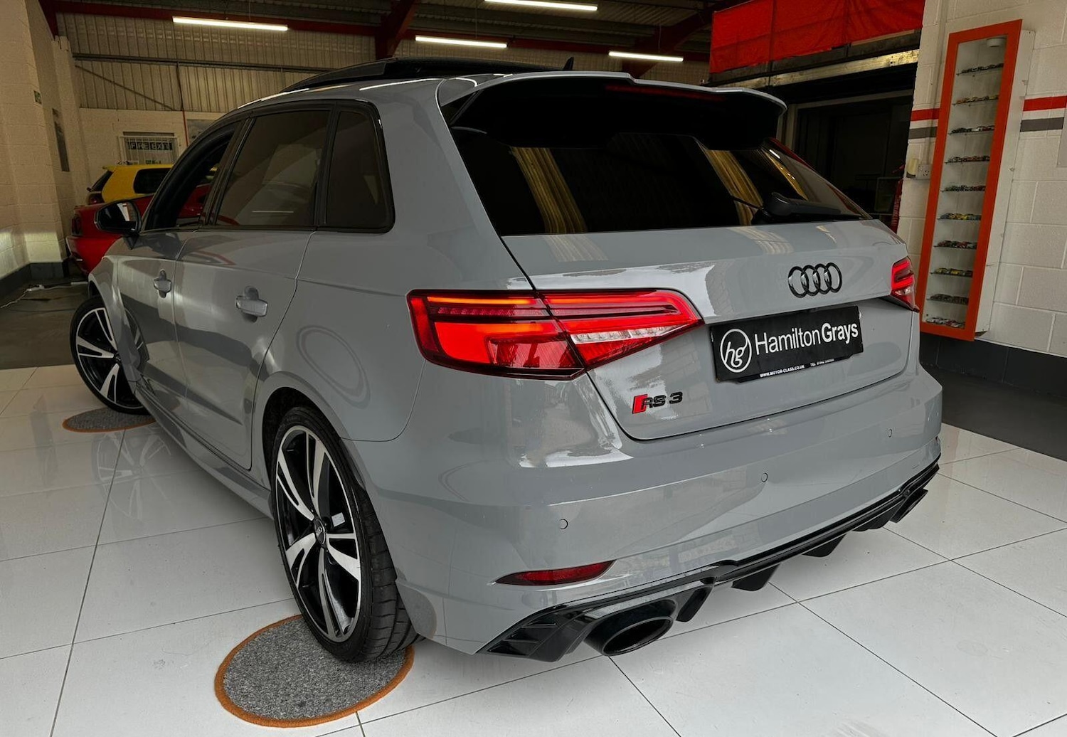 Used Audi RS3 2019 for sale - 76084386: Photo 2