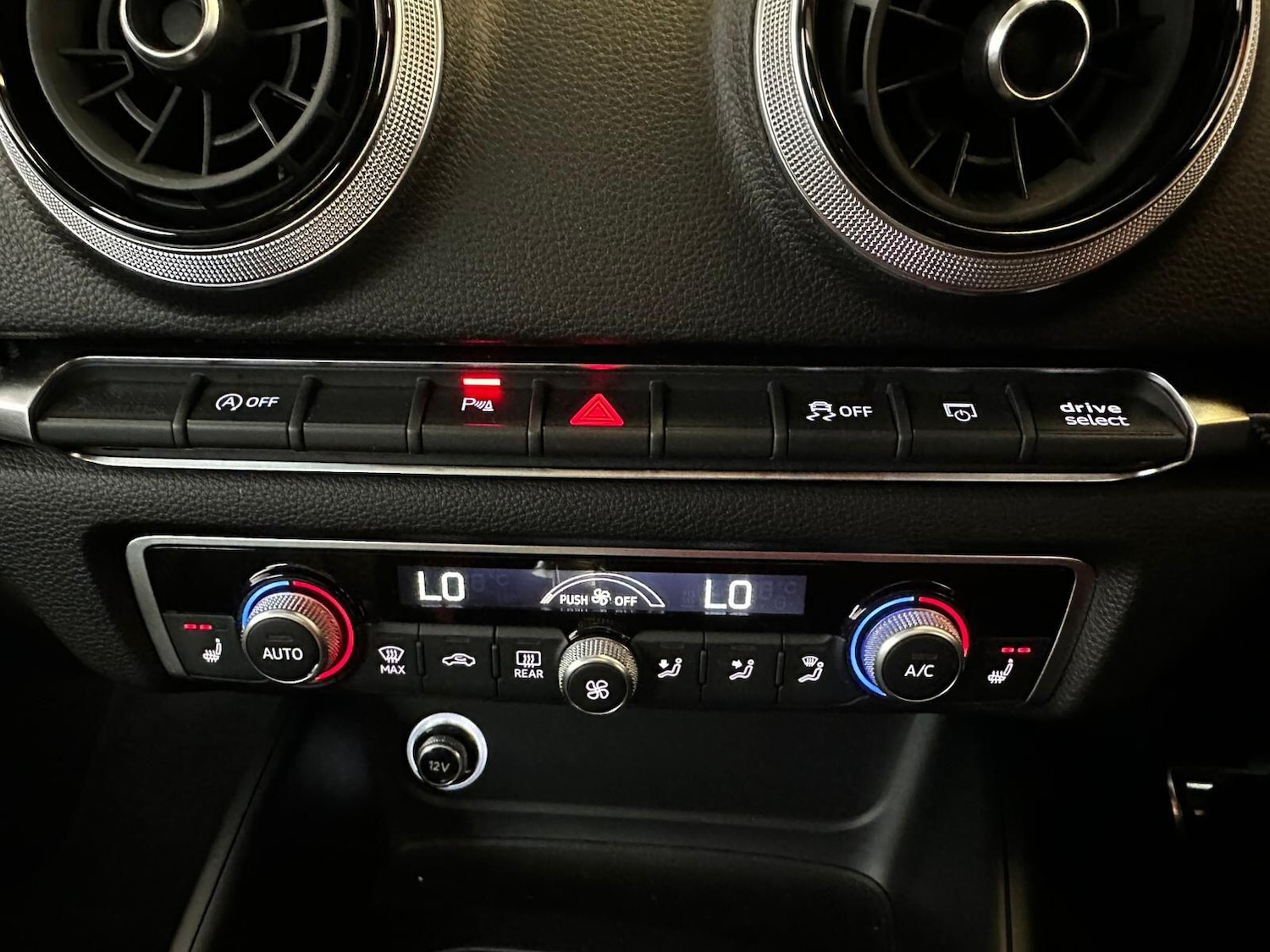 Used Audi RS3 2019 for sale - 76084386: Photo 25