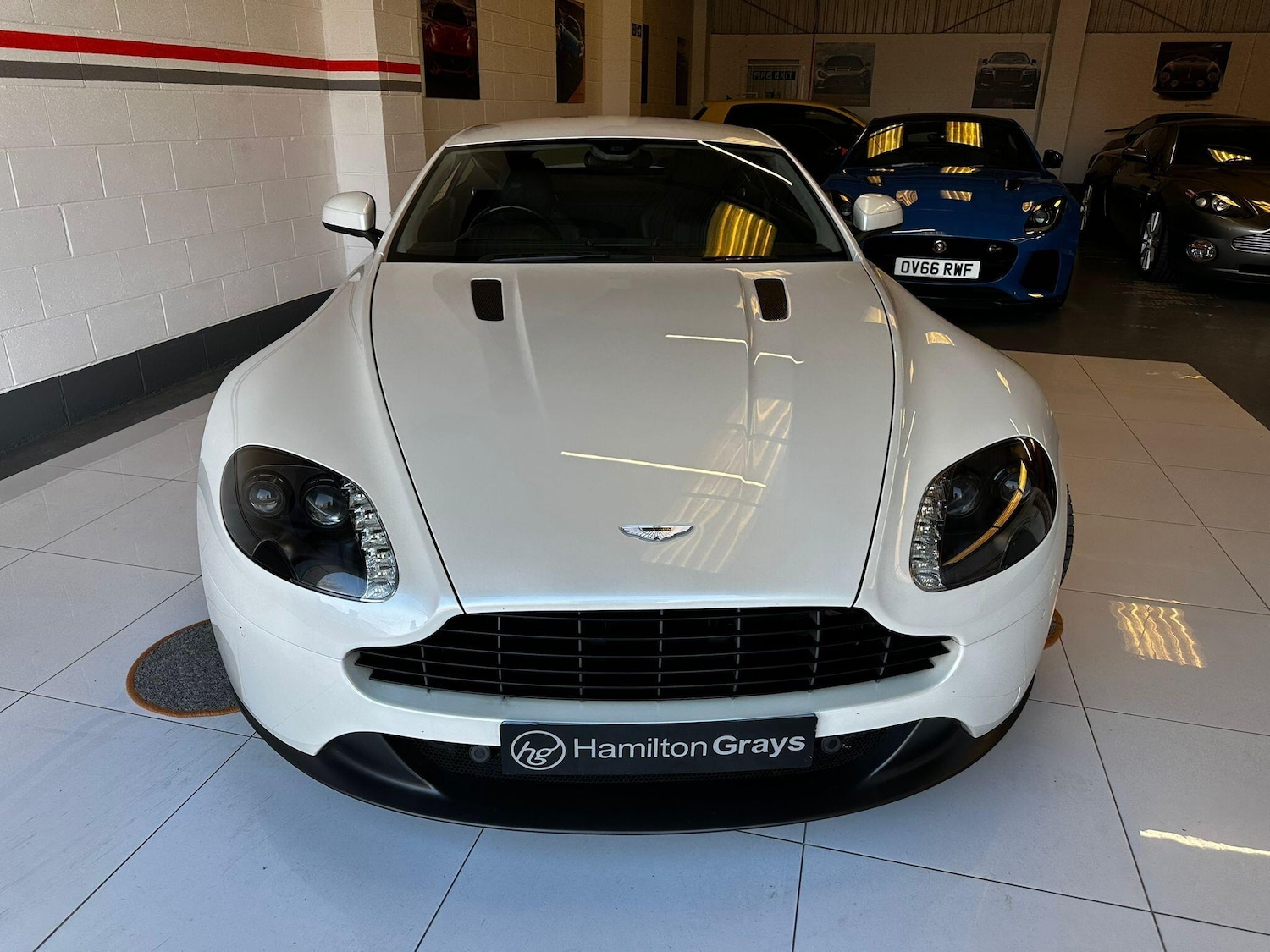 Used Aston Martin Vantage 2016 for sale - 77768852: Photo 28