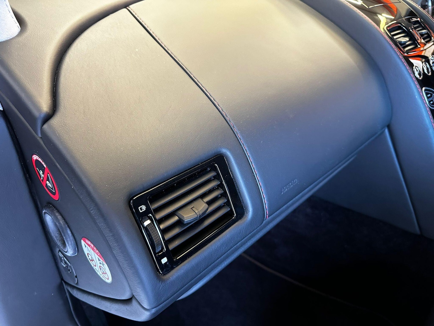 Used Aston Martin Vantage 2016 for sale - 77768852: Photo 29