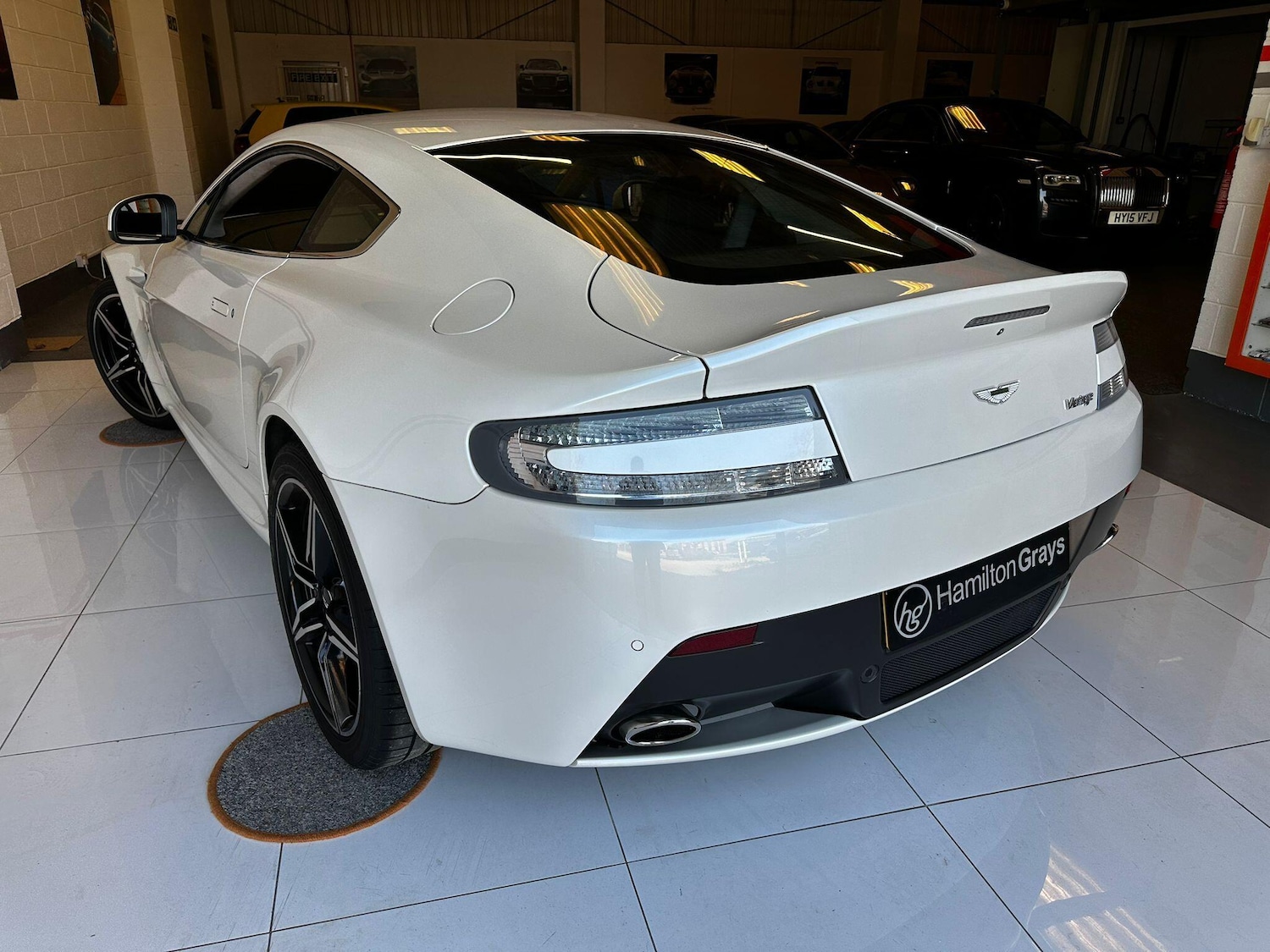 Used Aston Martin Vantage 2016 for sale - 77768852: Photo 3
