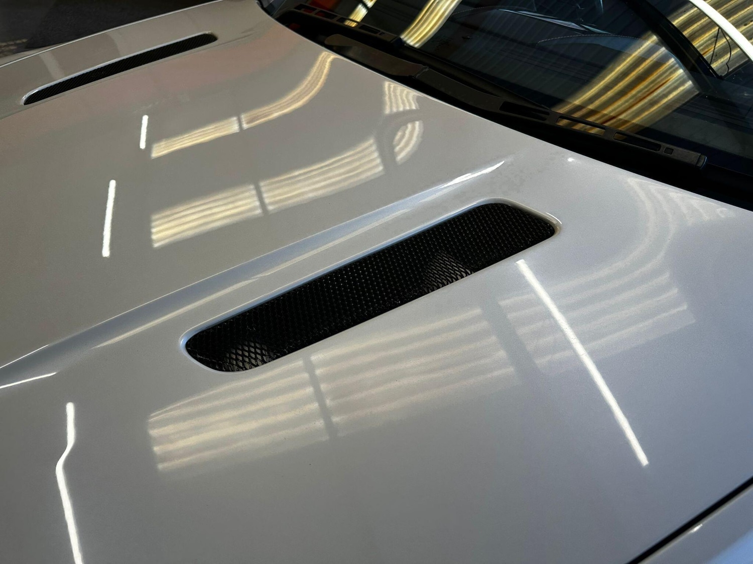 Used Aston Martin Vantage 2016 for sale - 77768852: Photo 50