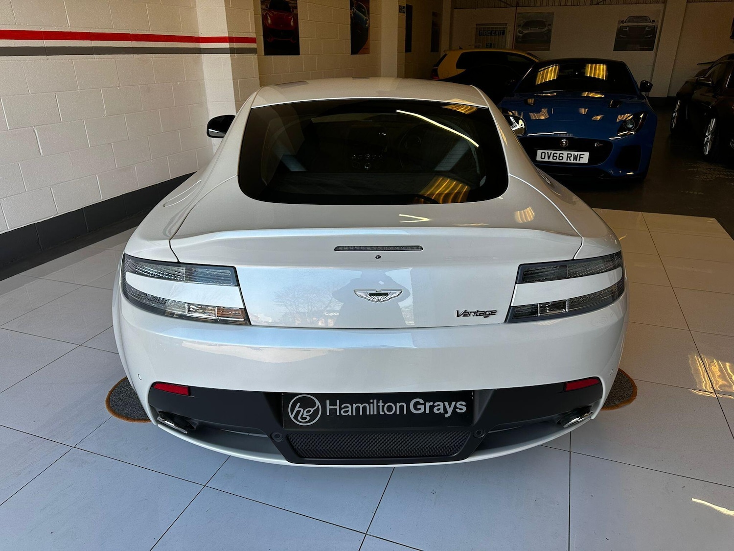 Used Aston Martin Vantage 2016 for sale - 77768852: Photo 52