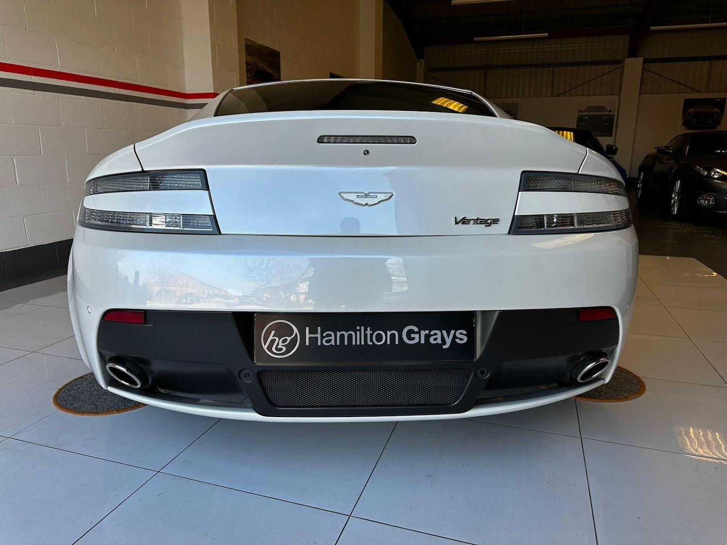 Used Aston Martin Vantage 2016 for sale - 77768852: Photo 6