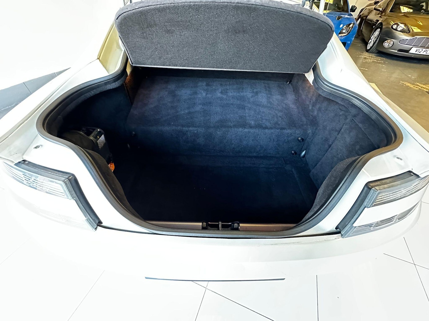 Used Aston Martin Vantage 2016 for sale - 77768852: Photo 66