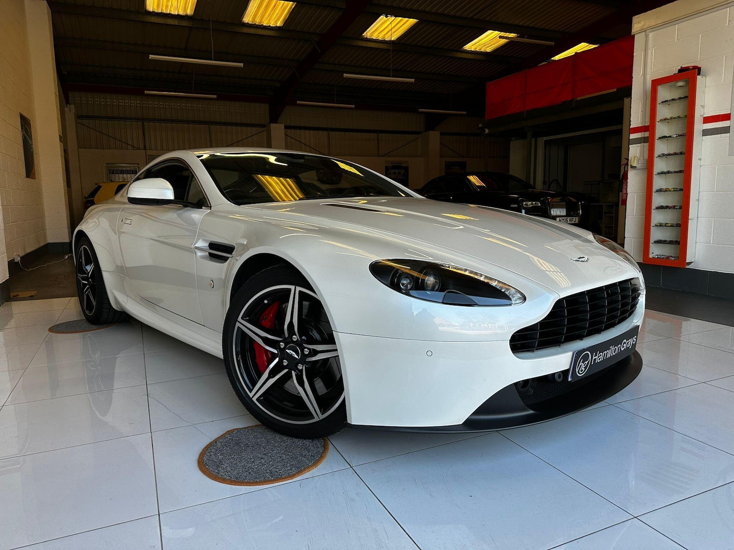 Used Aston Martin Vantage 2016 for sale - 77768852: Photo 7