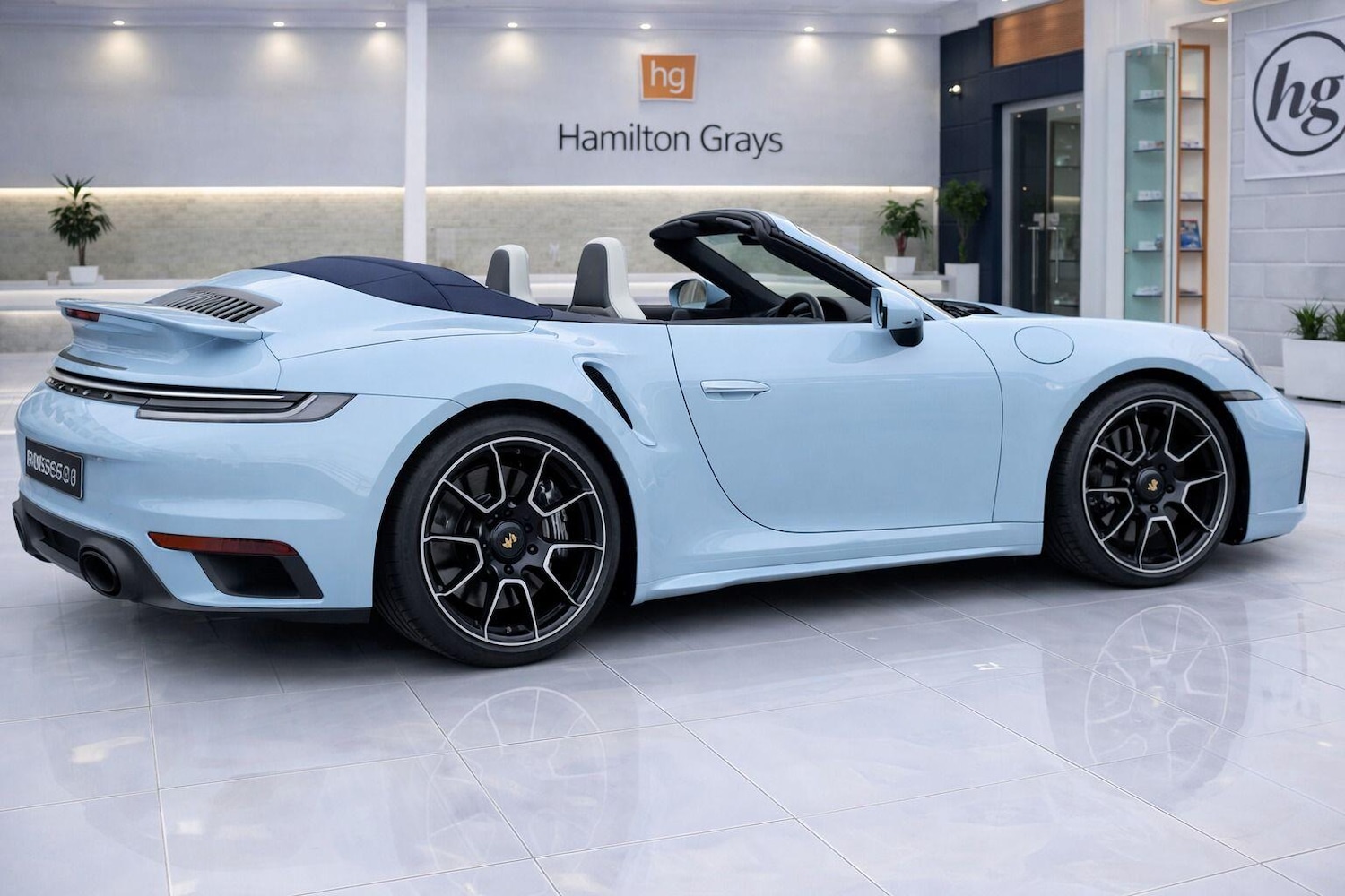 Used Porsche 911 2023 for sale - 77977915: Photo 10