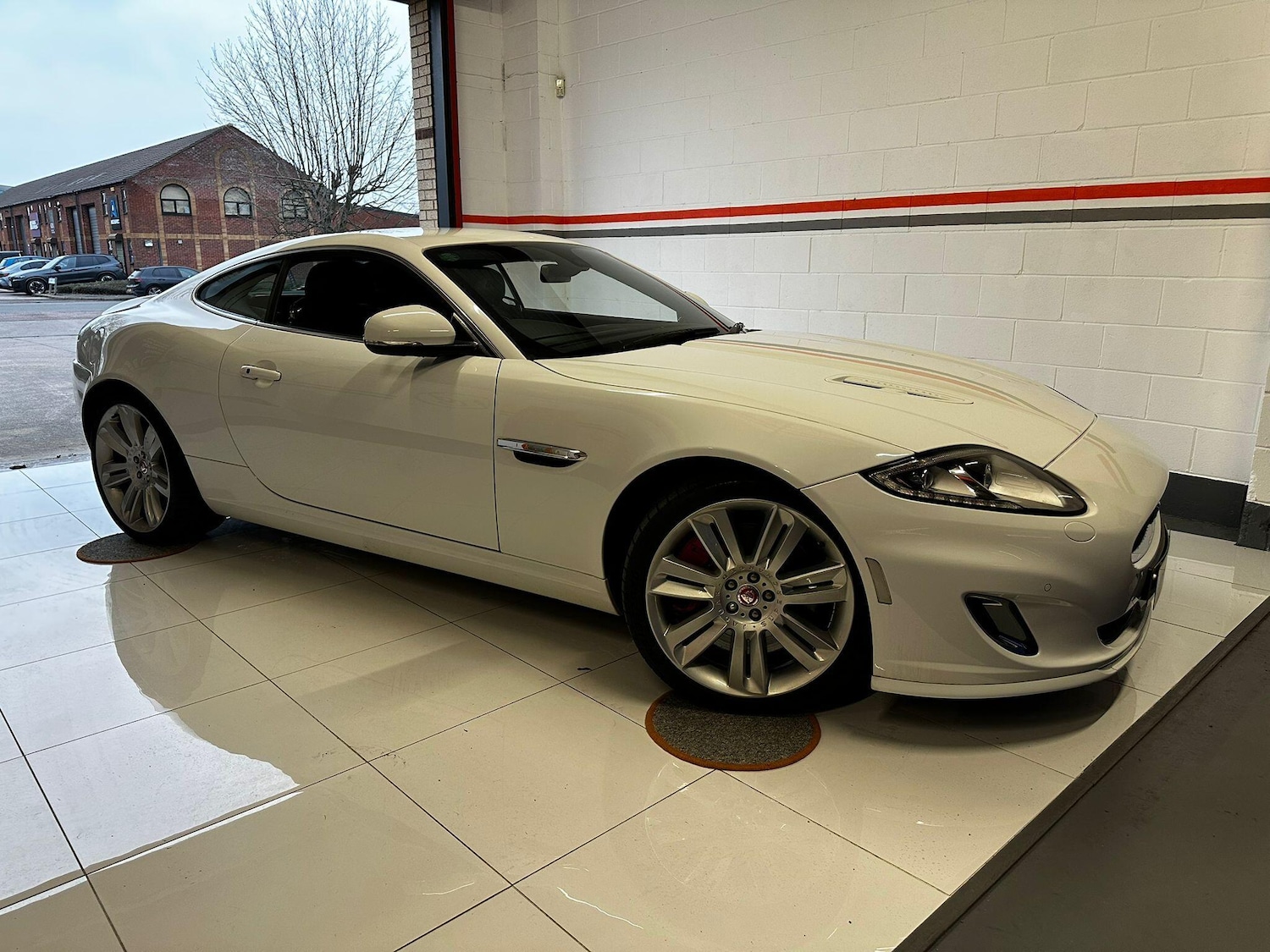 Used Jaguar XKR 2011 for sale - 77029083: Photo 37