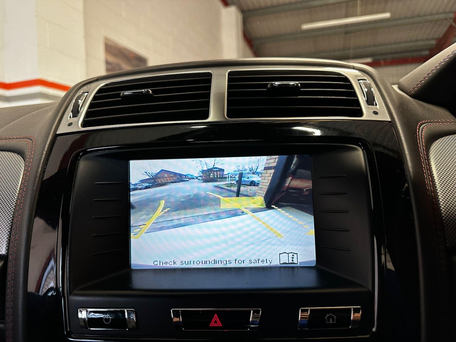 Used Jaguar XKR 2011 for sale - 77029083: Photo 40