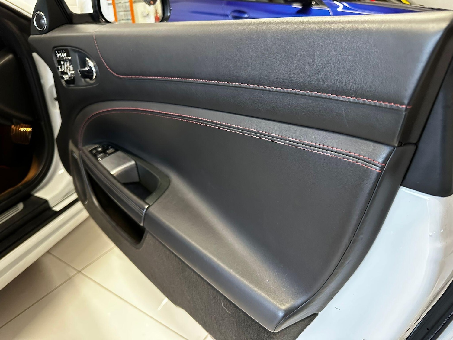 Used Jaguar XKR 2011 for sale - 77029083: Photo 55