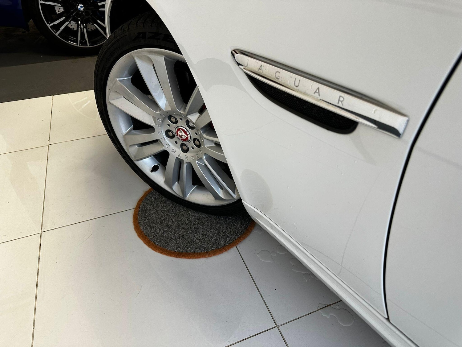 Used Jaguar XKR 2011 for sale - 77029083: Photo 56