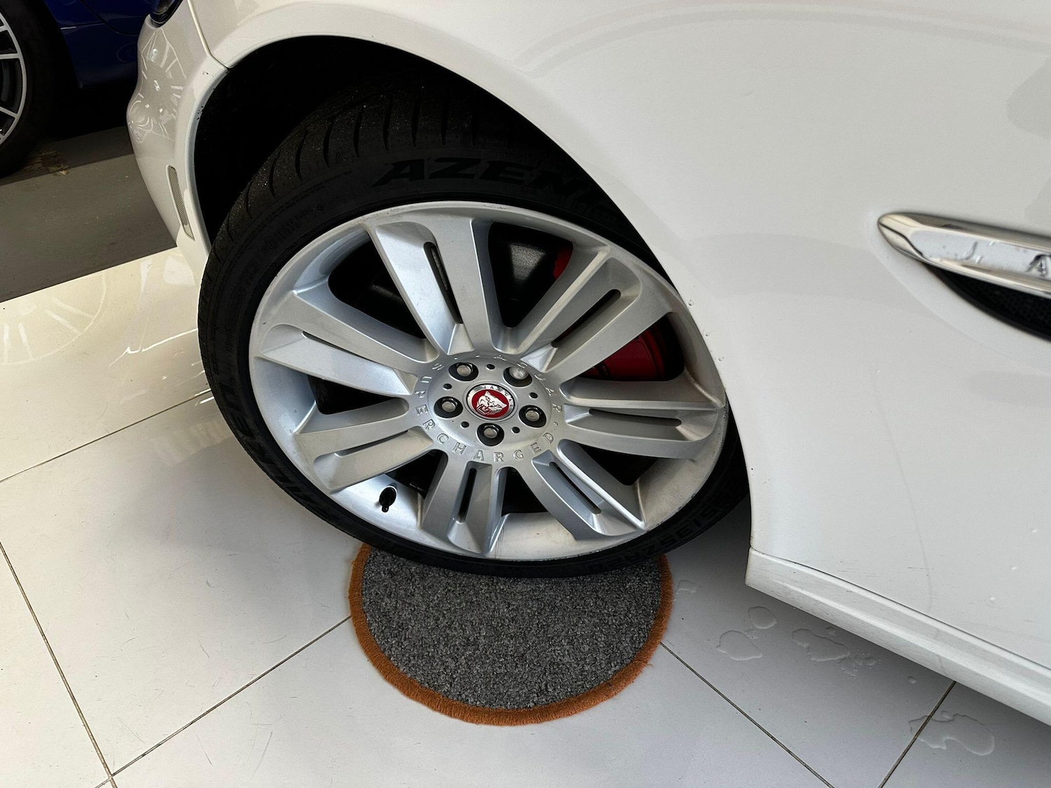 Used Jaguar XKR 2011 for sale - 77029083: Photo 67