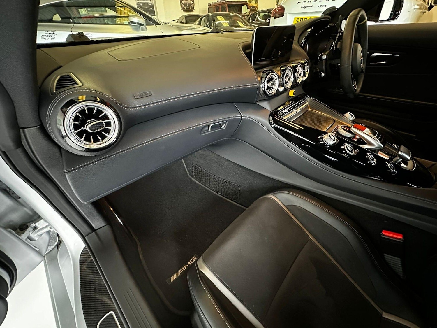 Used Mercedes-Benz AMG GT 2017 for sale - 76561699: Photo 26