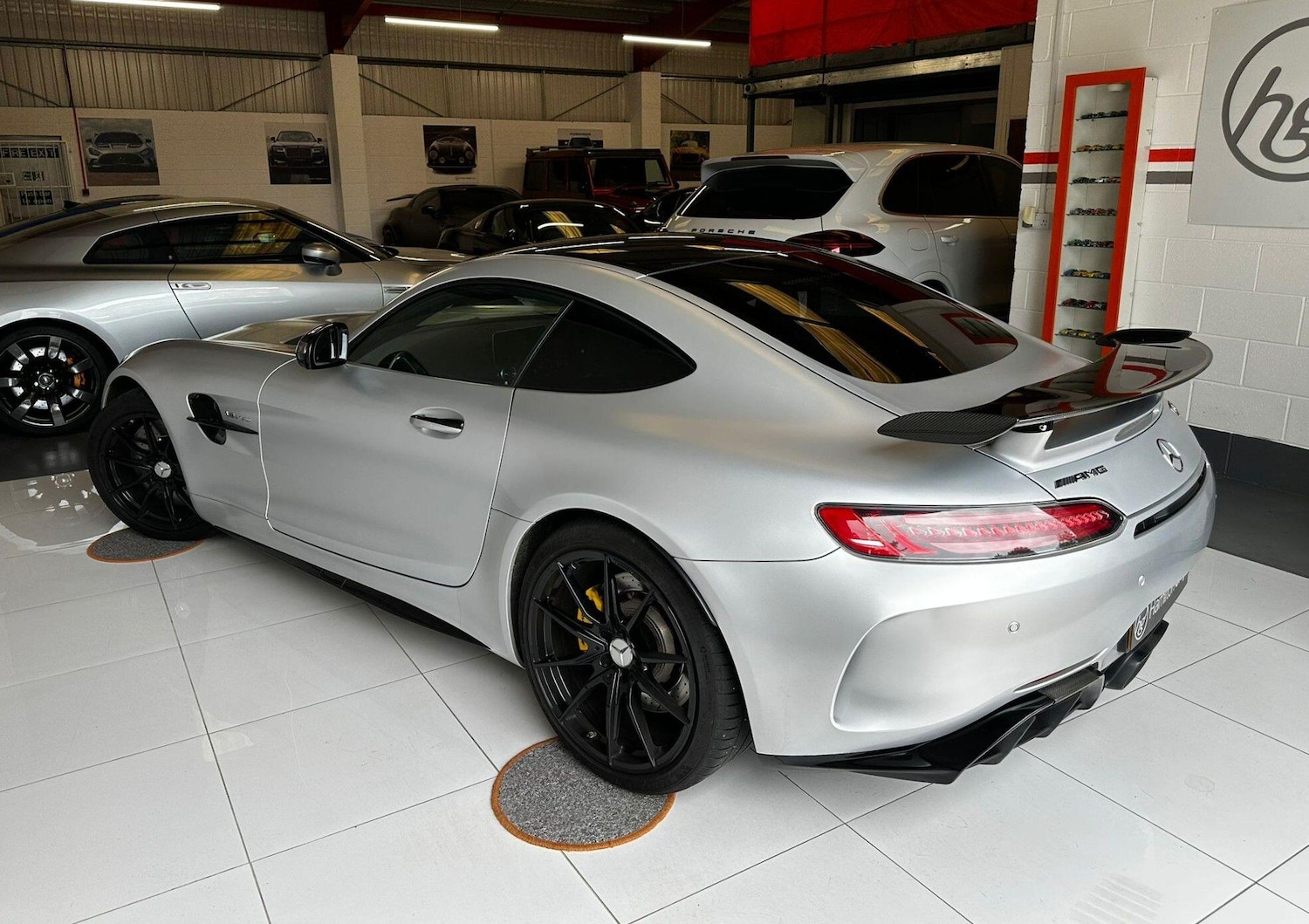 Used Mercedes-Benz AMG GT 2017 for sale - 76561699: Photo 35