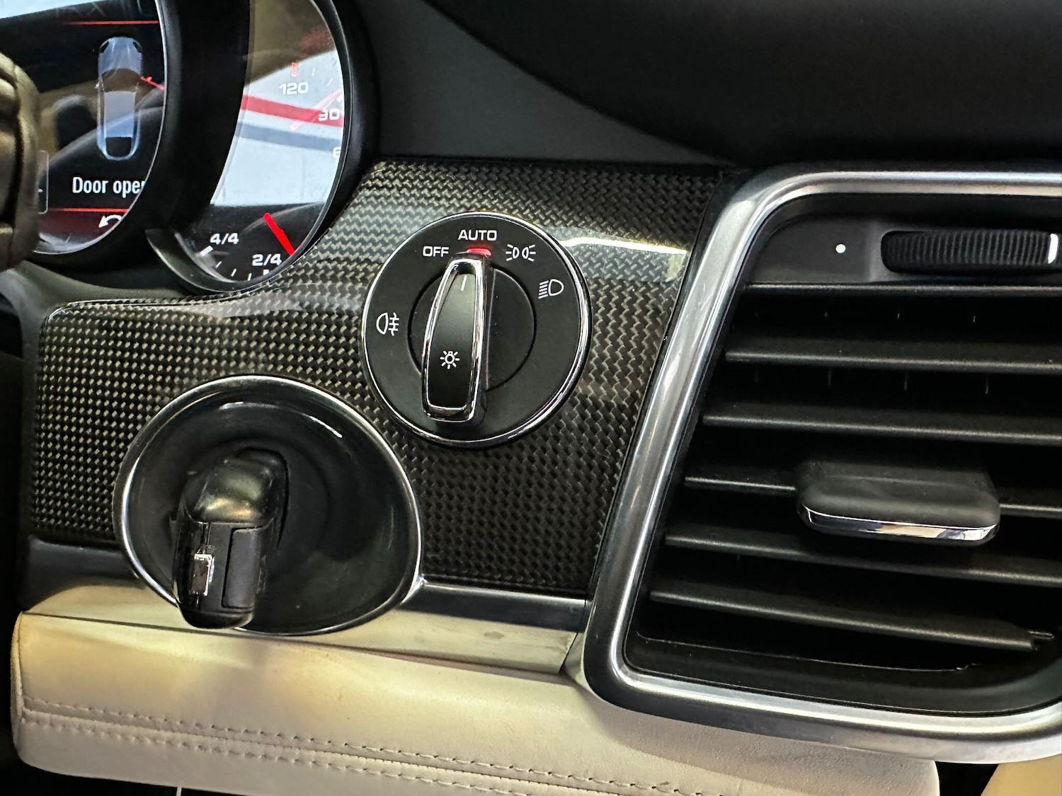 Used Porsche Panamera 2014 for sale - 76282956: Photo 22