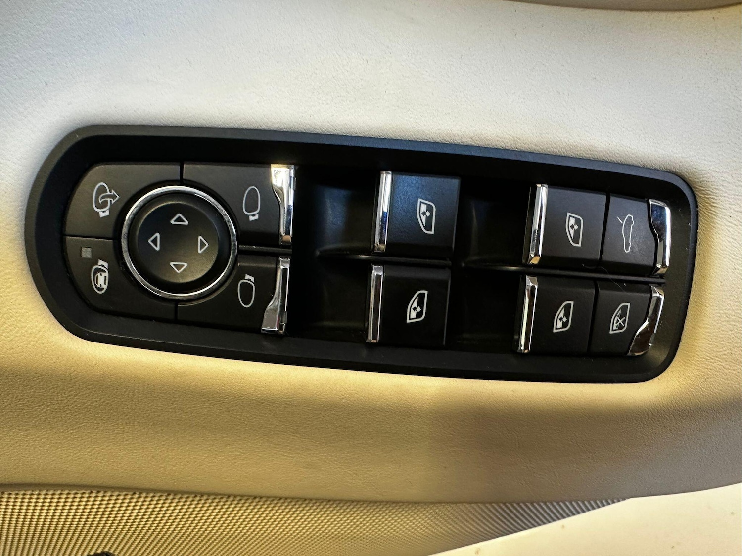 Used Porsche Panamera 2014 for sale - 76282956: Photo 34