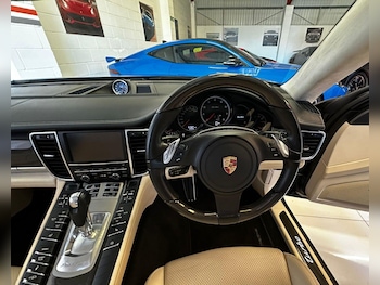 Used Porsche Panamera 2014 for sale - 76282956: Photo