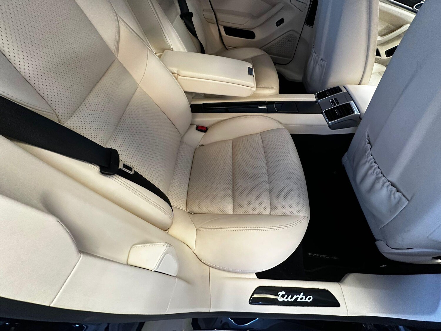 Used Porsche Panamera 2014 for sale - 76282956: Photo 75