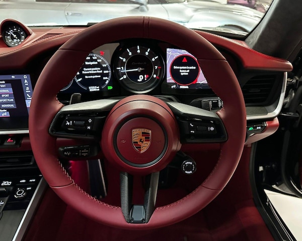Used Porsche 911 2020 for sale - 75635181: Photo 10