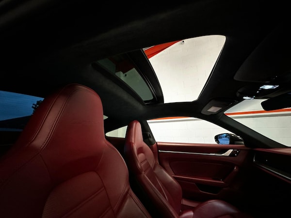Used Porsche 911 2020 for sale - 75635181: Photo 64