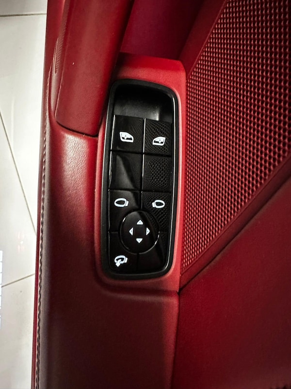 Used Porsche 911 2020 for sale - 75635181: Photo 74