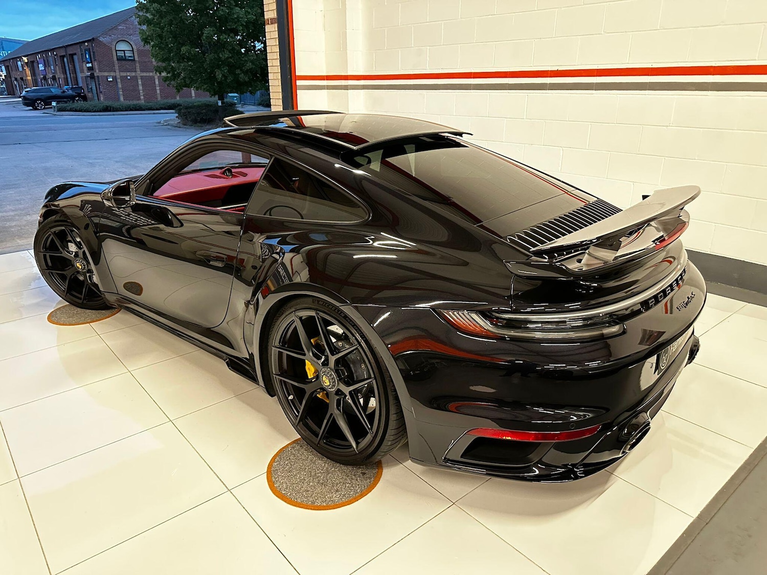 Used Porsche 911 2020 for sale - 75635181: Photo 93