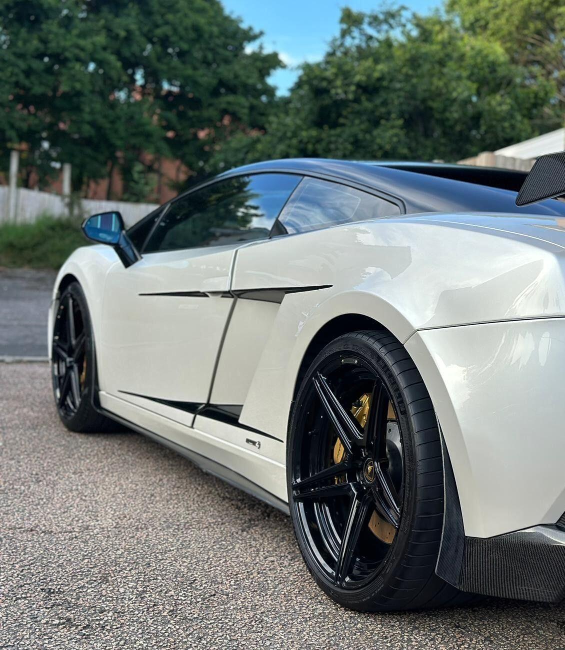 Used Lamborghini Gallardo 2010 for sale - 77633349: Photo 14