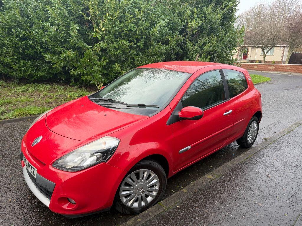 Used Renault Clio 2011 for sale - 76976893: Photo 9