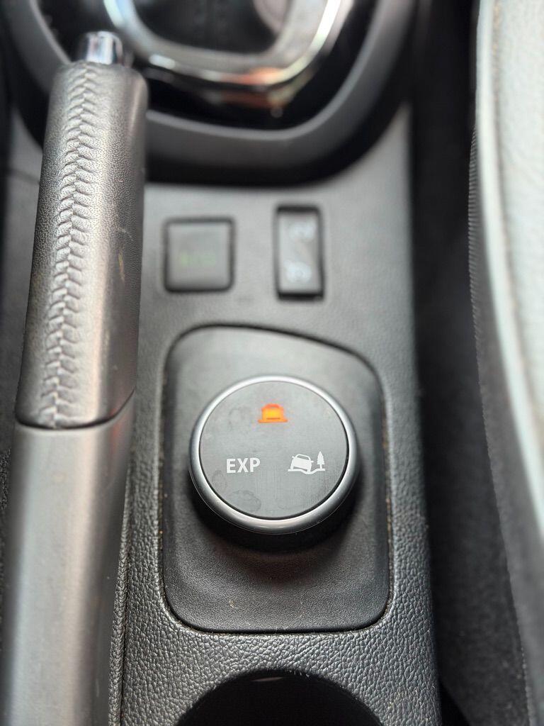 Used Renault Captur 2017 for sale - 77057139: Photo 26