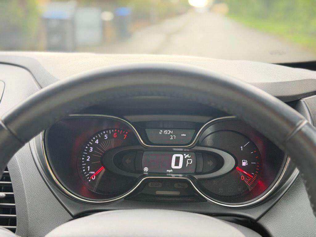 Used Renault Captur 2017 for sale - 77057139: Photo 30