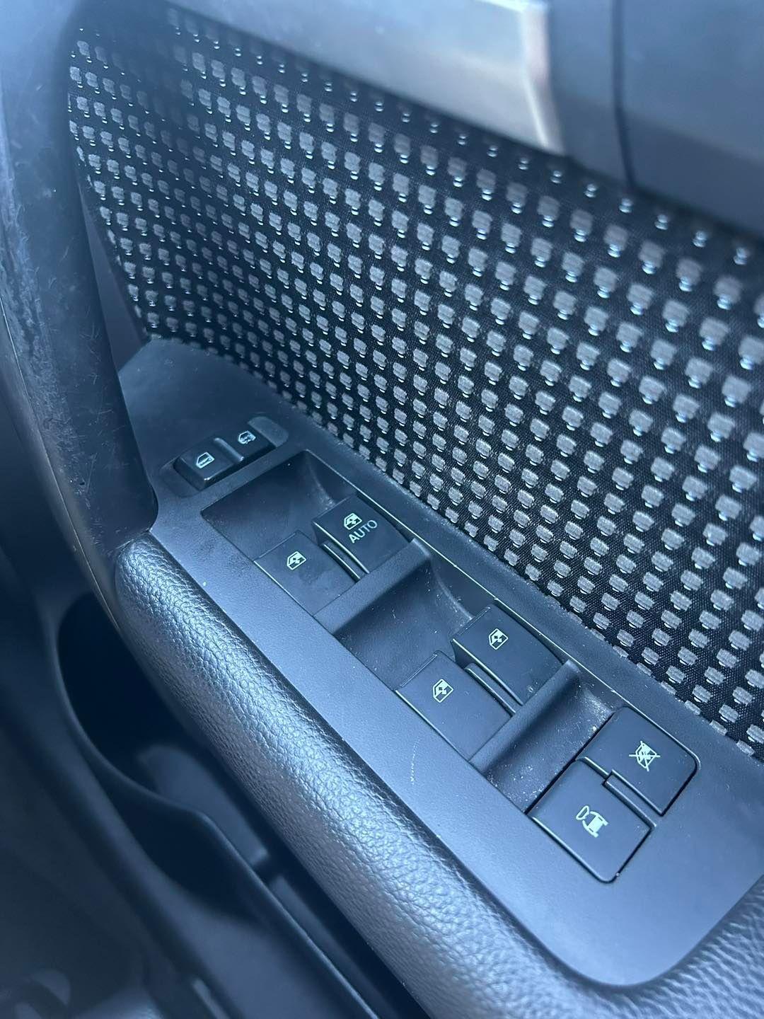 Used Chevrolet Captiva 2010 for sale - 76995645: Photo 25