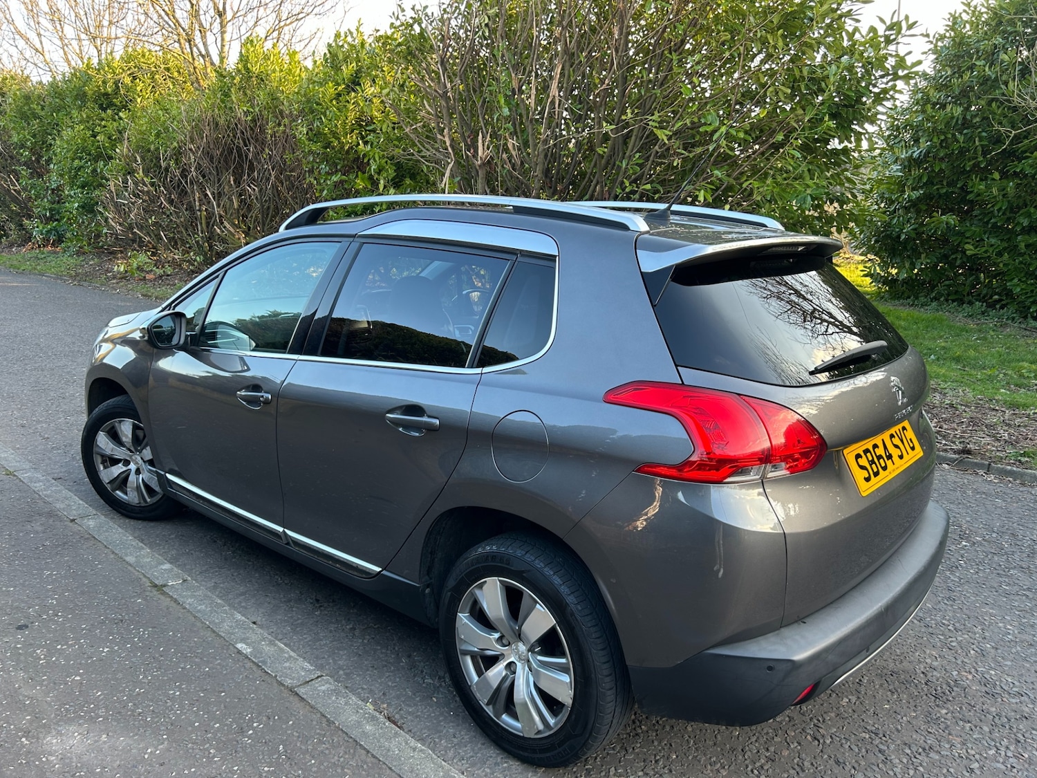 Used Peugeot 2008 2015 for sale - 76268643: Photo 5