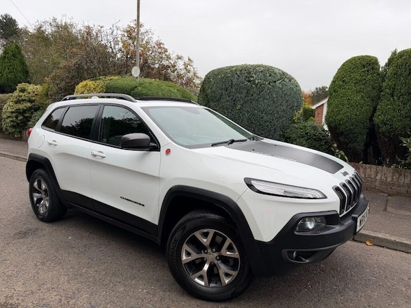 Used Jeep Cherokee 2016 for sale - 76326215: Photo 2