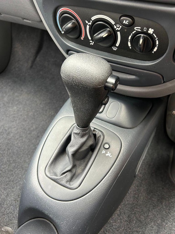 Used Renault Megane 1999 for sale - 75658075: Photo 18