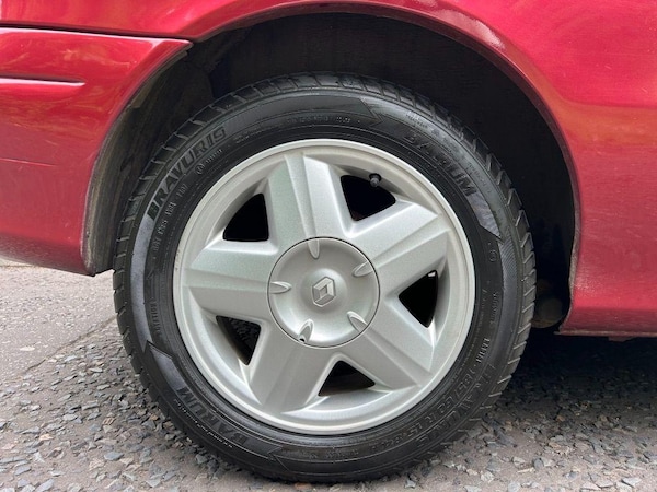 Used Renault Megane 1999 for sale - 75658075: Photo 28