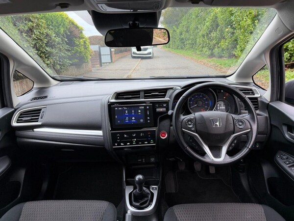 Used Honda Jazz 2018 for sale - 76283418: Photo 16