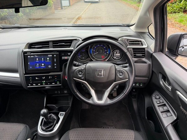 Used Honda Jazz 2018 for sale - 76283418: Photo 17
