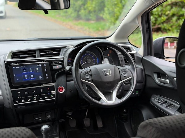 Used Honda Jazz 2018 for sale - 76283418: Photo 18