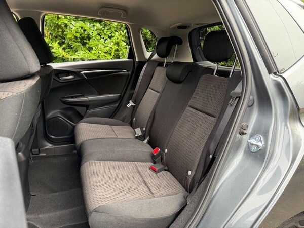 Used Honda Jazz 2018 for sale - 76283418: Photo 27