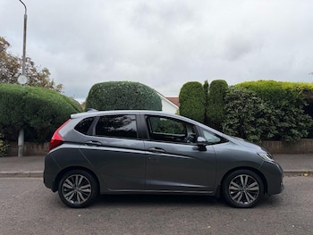 Used Honda Jazz 2018 for sale - 76283418: Photo 3