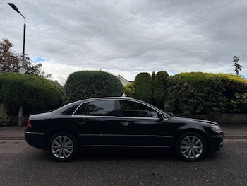 Used Volkswagen Phaeton 2012 for sale - 76099004: Photo