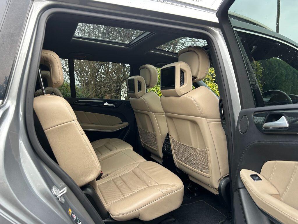 Used Mercedes-Benz GL Class 2014 for sale - 76936740: Photo 31