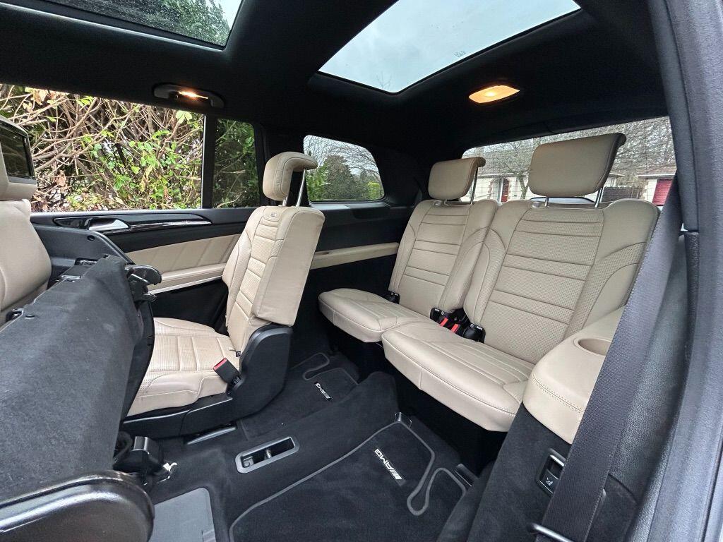 Used Mercedes-Benz GL Class 2014 for sale - 76936740: Photo 35