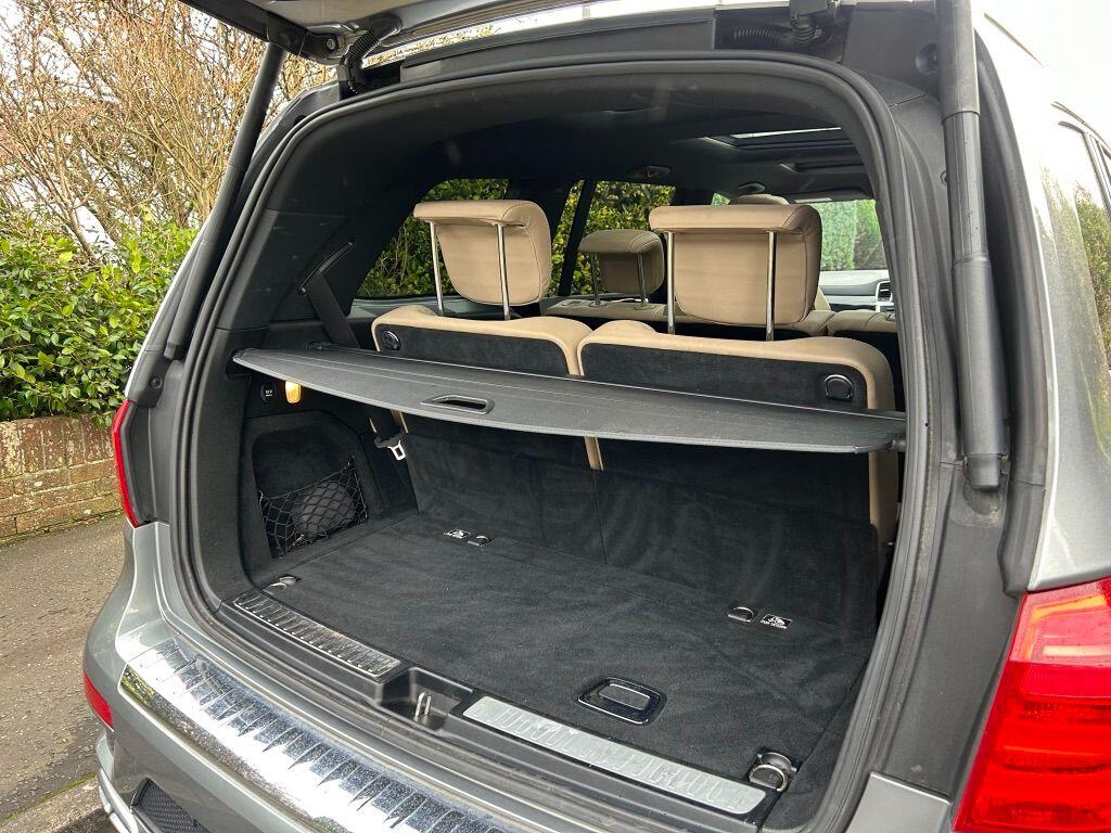 Used Mercedes-Benz GL Class 2014 for sale - 76936740: Photo 45