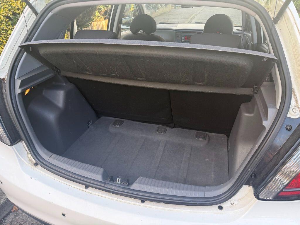 Used Kia Rio 2011 for sale - 76607390: Photo 24