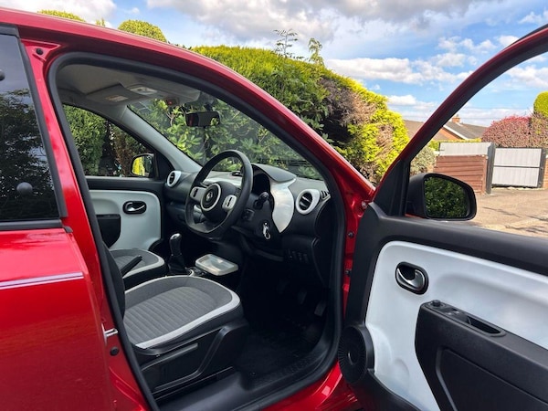 Used Renault Twingo 2018 for sale - 75657579: Photo 12