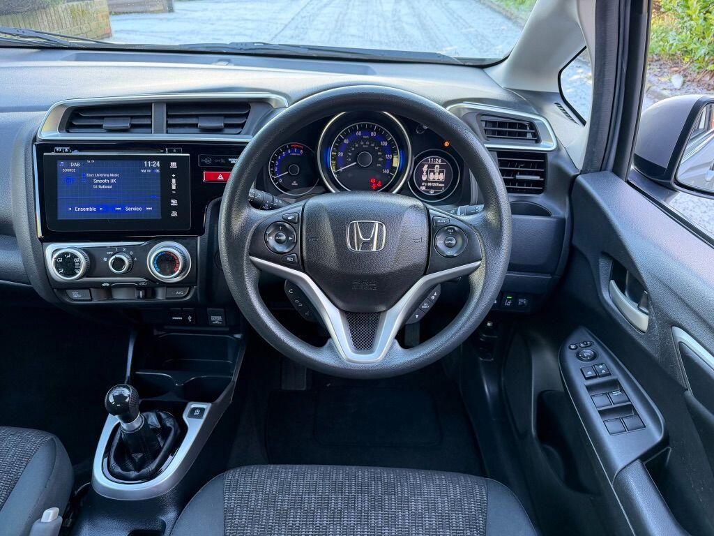 Used Honda Jazz 2017 for sale - 76849603: Photo 16